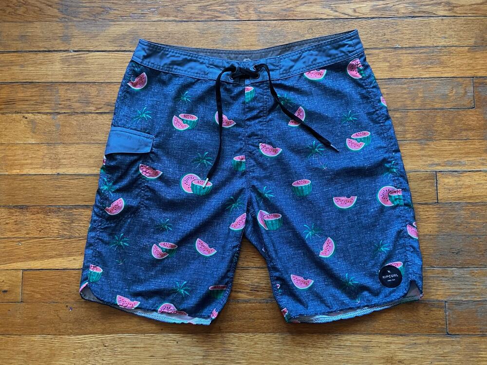 RIPCURL Blue/Gray Tropical Watermelon Boardshorts sz 33